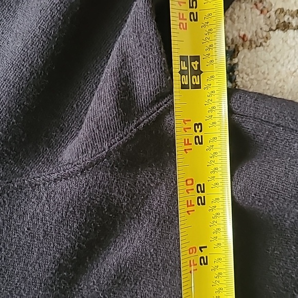 LEVIS BRAND SIGNATURE WOMEN'S BLACK LONG SLEEVE SWEATSHIRT SIZE XL - Picture 10 of 16